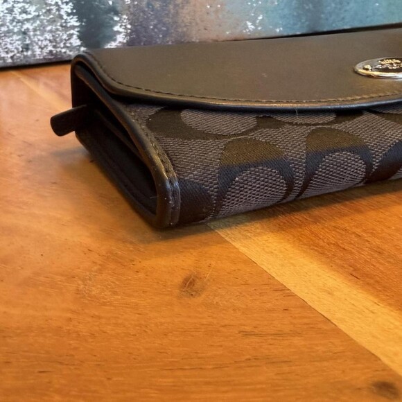 Coach Black Signature C Slim Ae 32 - Picture 3 of 8